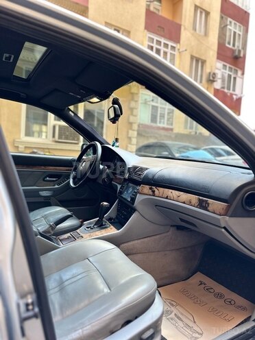 BMW 528 2000, 365,000 km - 2.8 l - Bakı