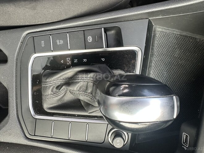 Volkswagen Jetta 2019, 63,000 km - 1.6 л - Bakı