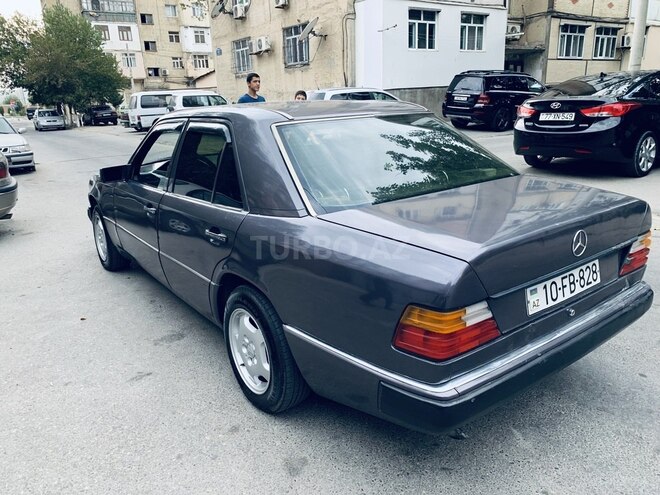 Mercedes E 200 1992, 241,041 km - 2.0 l - Sumqayıt