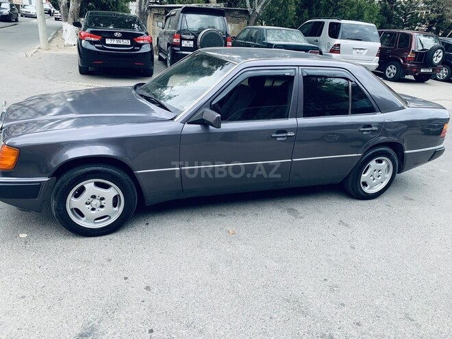 Mercedes E 200 1992, 241,041 km - 2.0 l - Sumqayıt