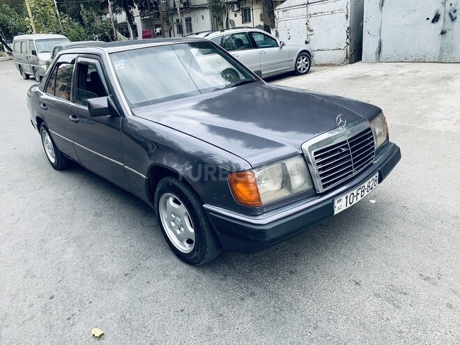 Mercedes E 200 1992, 241,041 km - 2.0 l - Sumqayıt