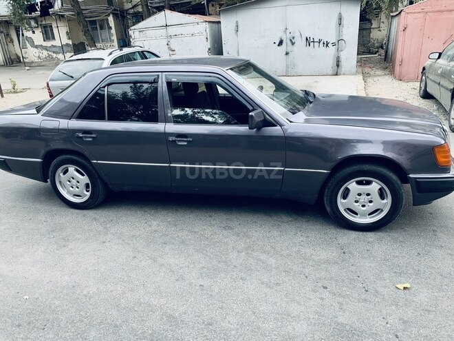 Mercedes E 200 1992, 241,041 km - 2.0 l - Sumqayıt