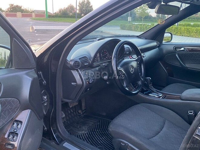 Mercedes C 220 2001, 350,000 km - 2.2 l - Bakı
