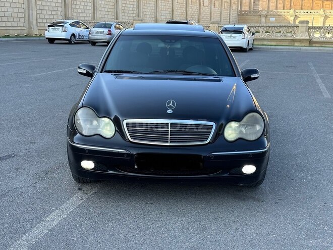 Mercedes C 220 2001, 350,000 km - 2.2 l - Bakı