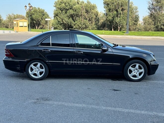 Mercedes C 220 2001, 350,000 km - 2.2 l - Bakı