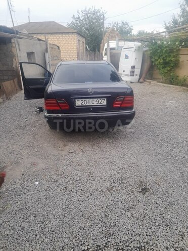 Mercedes E 220 1997, 805,066 km - 2.2 л - Tərtər