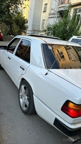 Mercedes E 230 1991, 325,000 km - 2.3 l - Bakı