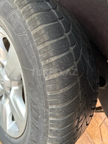 Hyundai Terracan 2002, 450,000 km - 2.9 l - Bakı