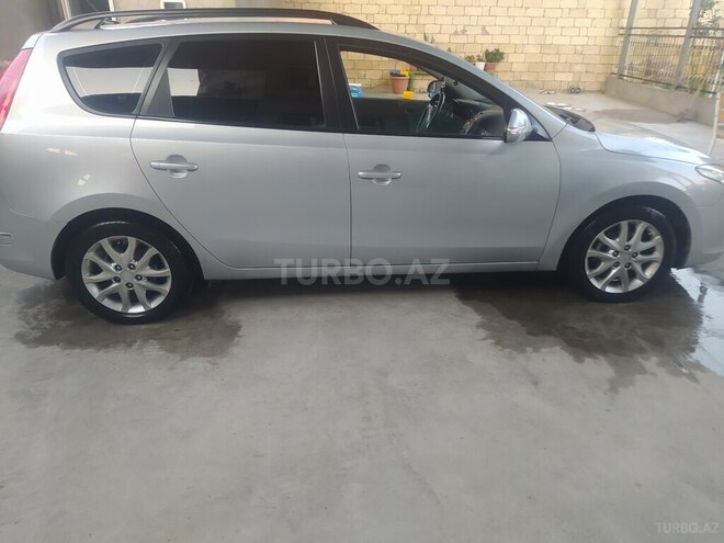 Hyundai i30 2008, 220,000 km - 1.6 л - Mingəçevir
