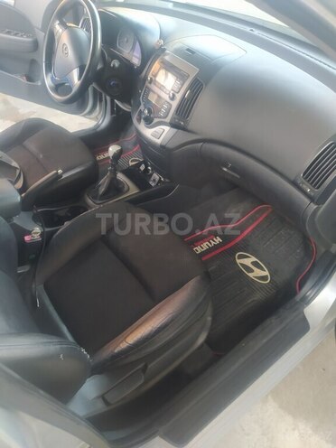 Hyundai i30 2008, 220,000 km - 1.6 л - Mingəçevir