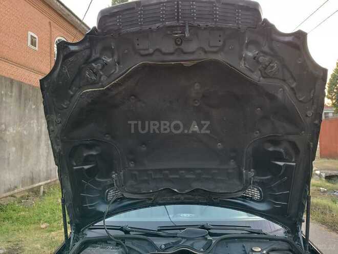 Mercedes E 270 2004, 393,000 km - 2.7 l - Lənkəran