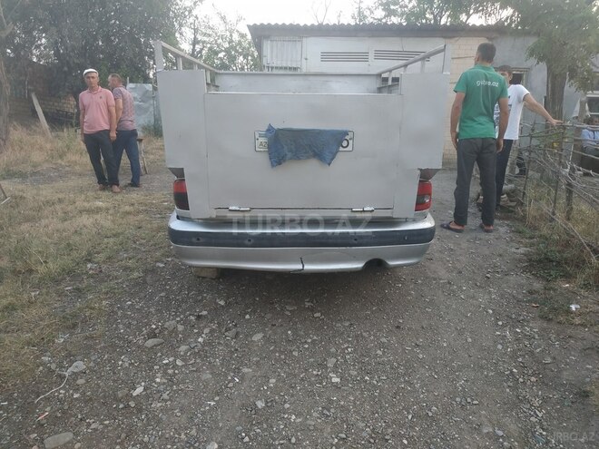 GAZ 3110 2002, 430,517 km - 2.3 л - Şəki