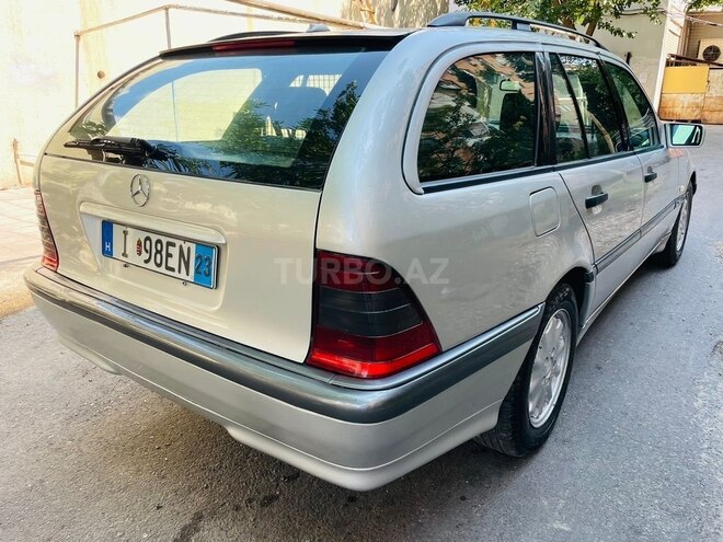 Mercedes C 220 2000, 220,000 km - 2.2 l - Bakı