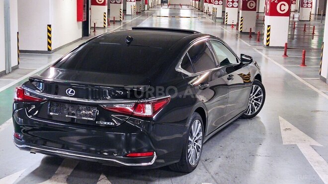 Lexus ES 300h 2021, 39,000 km - 2.5 л - Bakı