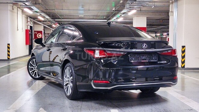 Lexus ES 300h 2021, 39,000 km - 2.5 л - Bakı