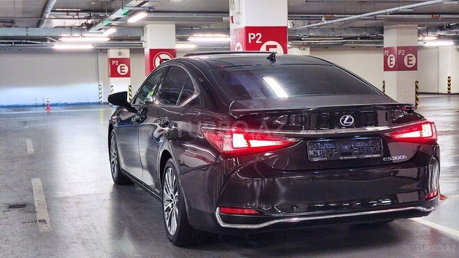 Lexus ES 300h 2021, 39,000 km - 2.5 л - Bakı