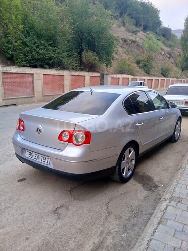 Volkswagen Passat 2005, 246,000 km - 2.0 l - Bakı