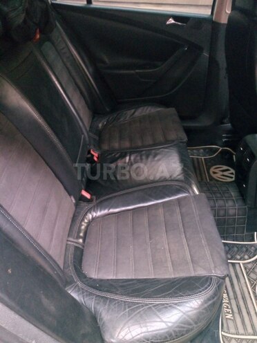Volkswagen Passat 2005, 246,000 km - 2.0 l - Bakı
