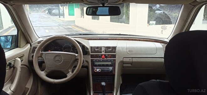 Mercedes C 230 1997, 424,000 km - 2.3 л - Bakı