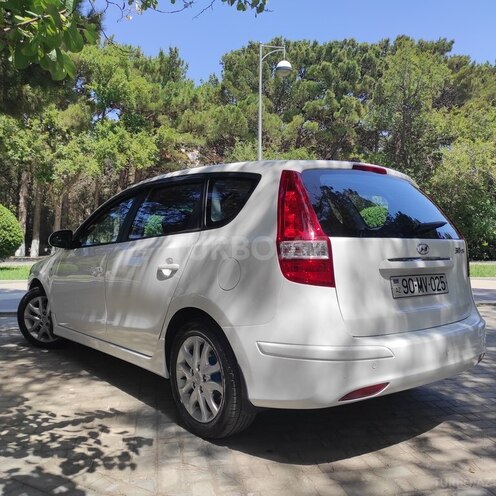 Hyundai i30 2011, 180,000 km - 1.6 л - Xırdalan