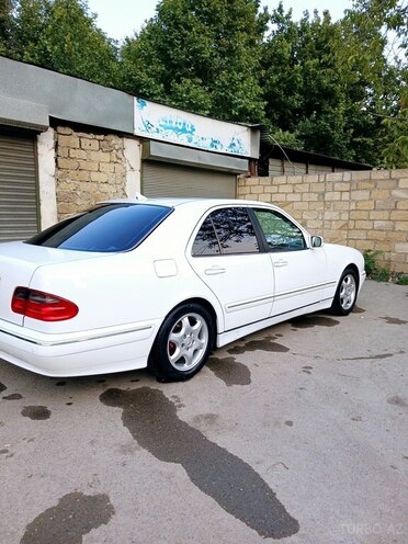 Mercedes E 320 2001, 321,000 km - 3.2 л - Gəncə