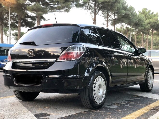 Opel Astra 2009, 203,500 km - 1.3 l - Xırdalan