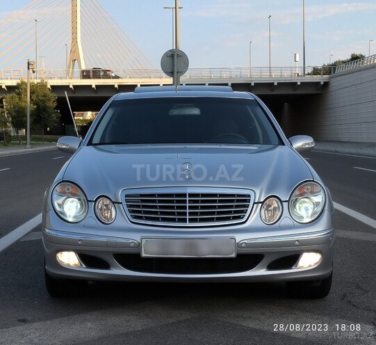 Mercedes E 240 2002, 210,123 km - 2.6 l - Bakı