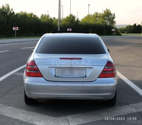 Mercedes E 240 2002, 210,123 km - 2.6 l - Bakı