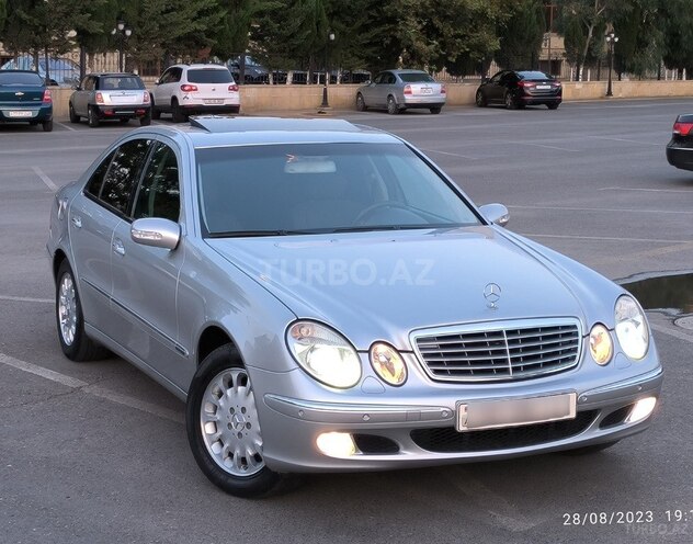 Mercedes E 240 2002, 210,123 km - 2.6 l - Bakı