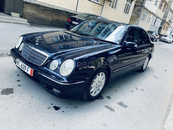 Mercedes E 320 2001, 241,041 km - 3.2 л - Sumqayıt