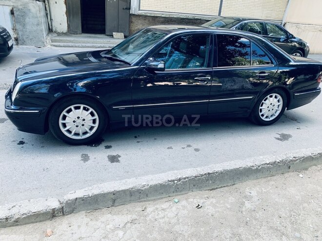 Mercedes E 320 2001, 241,041 km - 3.2 л - Sumqayıt