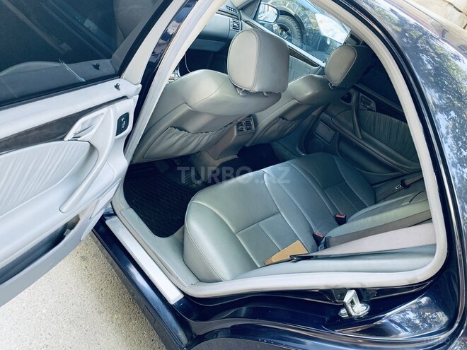 Mercedes E 320 2001, 241,041 km - 3.2 л - Sumqayıt