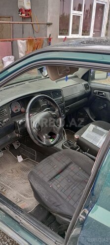 Volkswagen Golf 1997, 214,454 km - 1.8 l - Ağdaş