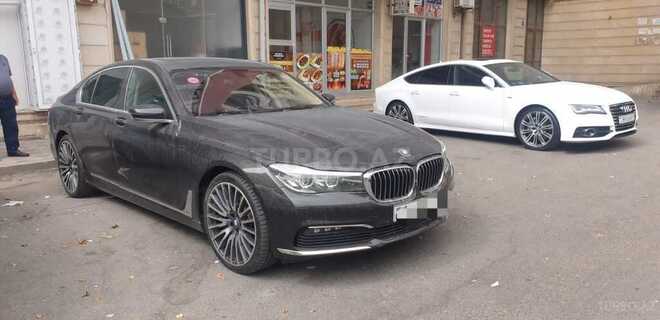 BMW 750 2016, 238,069 km - 4.4 l - Bakı