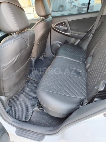 Toyota RAV4 2010, 222,000 km - 2.0 l - Bakı