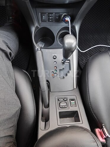 Toyota RAV4 2010, 222,000 km - 2.0 l - Bakı