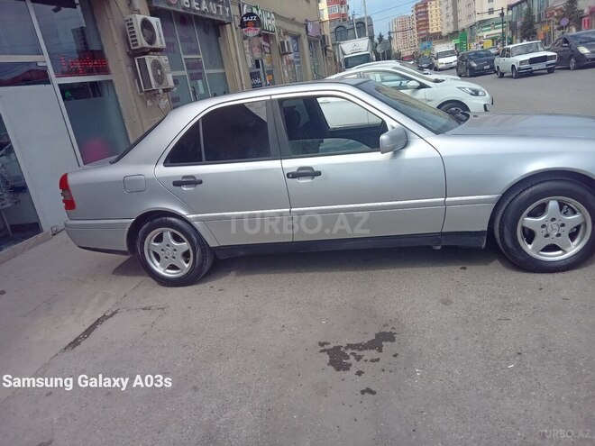 Mercedes C 180 1995, 418,000 km - 1.8 l - Bakı