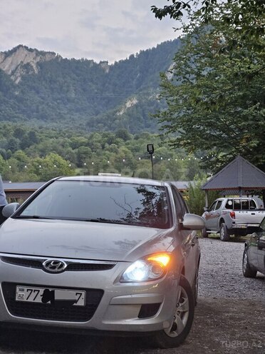 Hyundai i30 2009, 210,000 km - 1.4 л - Şəki