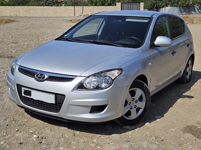 Hyundai i30 2009, 210,000 km - 1.4 л - Şəki