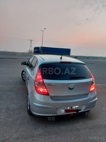 Hyundai i30 2009, 210,000 km - 1.4 л - Şəki