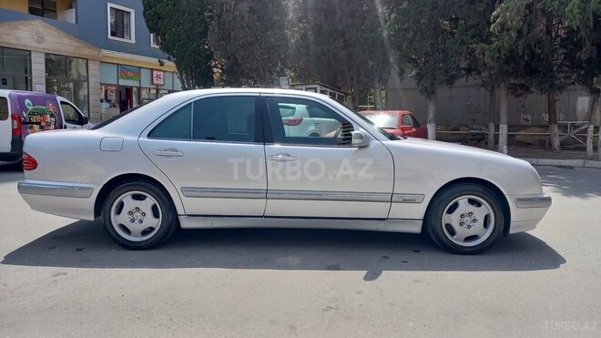 Mercedes E 240 2000, 399,719 km - 2.6 l - Bakı