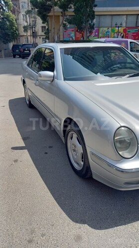 Mercedes E 240 2000, 399,719 km - 2.6 l - Bakı