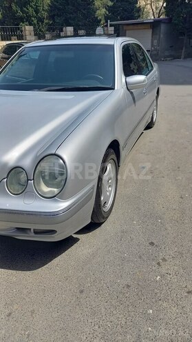 Mercedes E 240 2000, 399,719 km - 2.6 l - Bakı