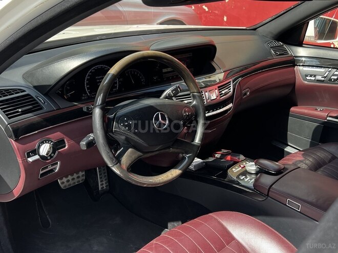 Mercedes S 550 2011, 199,000 km - 5.5 л - Bakı