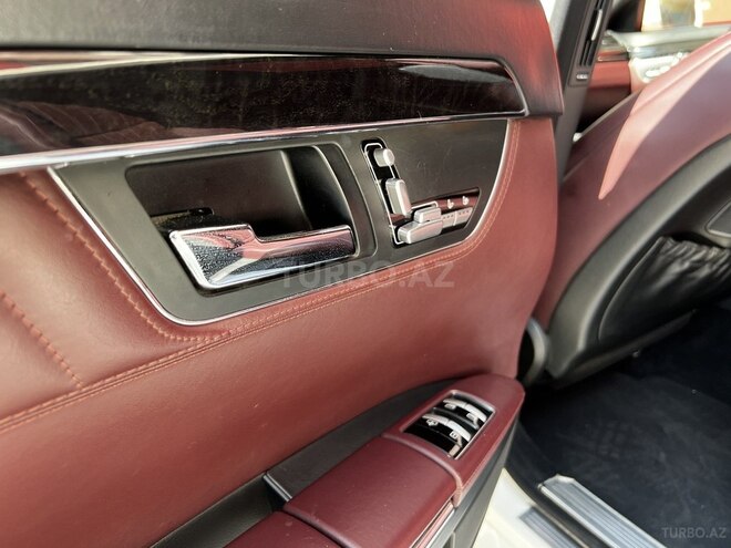 Mercedes S 550 2011, 199,000 km - 5.5 л - Bakı