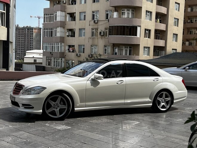 Mercedes S 550 2011, 199,000 km - 5.5 л - Bakı