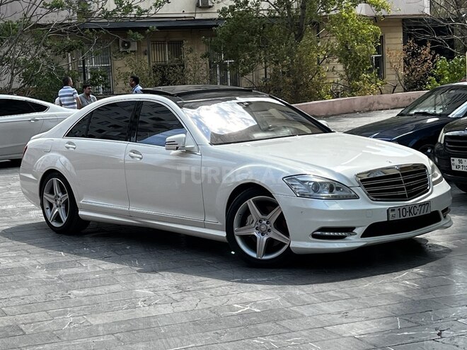 Mercedes S 550 2011, 199,000 km - 5.5 л - Bakı