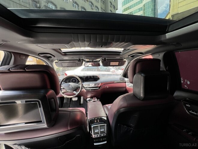 Mercedes S 550 2011, 199,000 km - 5.5 л - Bakı