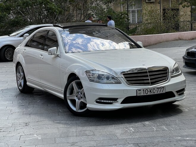 Mercedes S 550 2011, 199,000 km - 5.5 л - Bakı