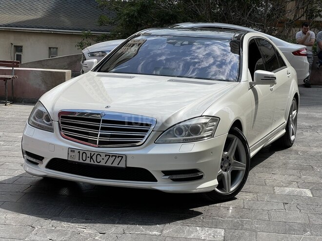 Mercedes S 550 2011, 199,000 km - 5.5 л - Bakı
